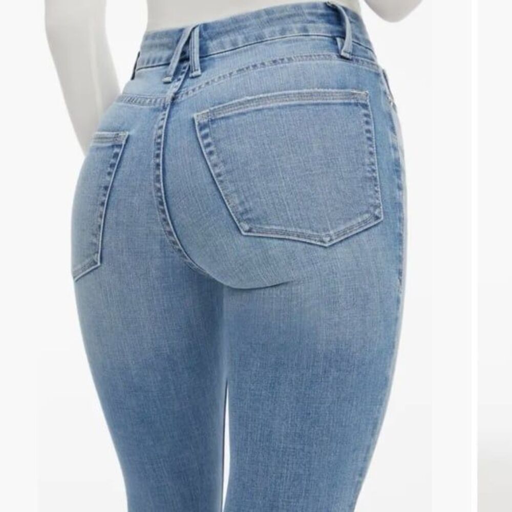Good American Good Legs Raw Step Hem Skinny Jeans Size 24 - Picture 2 of 9
